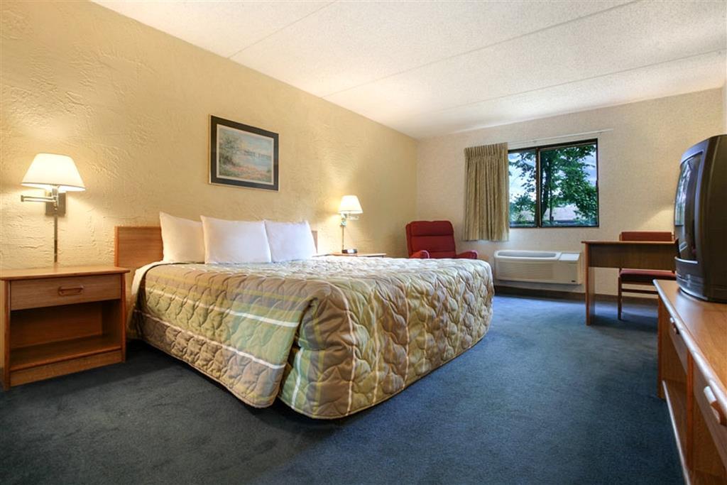 Rodeway Inn Grand Rapids Zimmer foto